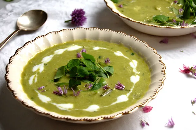 Fresh Pea Soup - Gathering Dreams