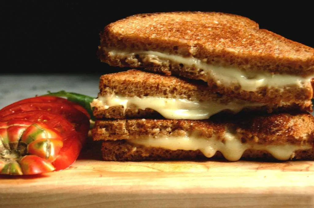 Grilled Cheese Sandwich Recipe (3 Tips, with Photos)