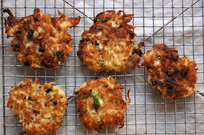 How to make classic potato latkes