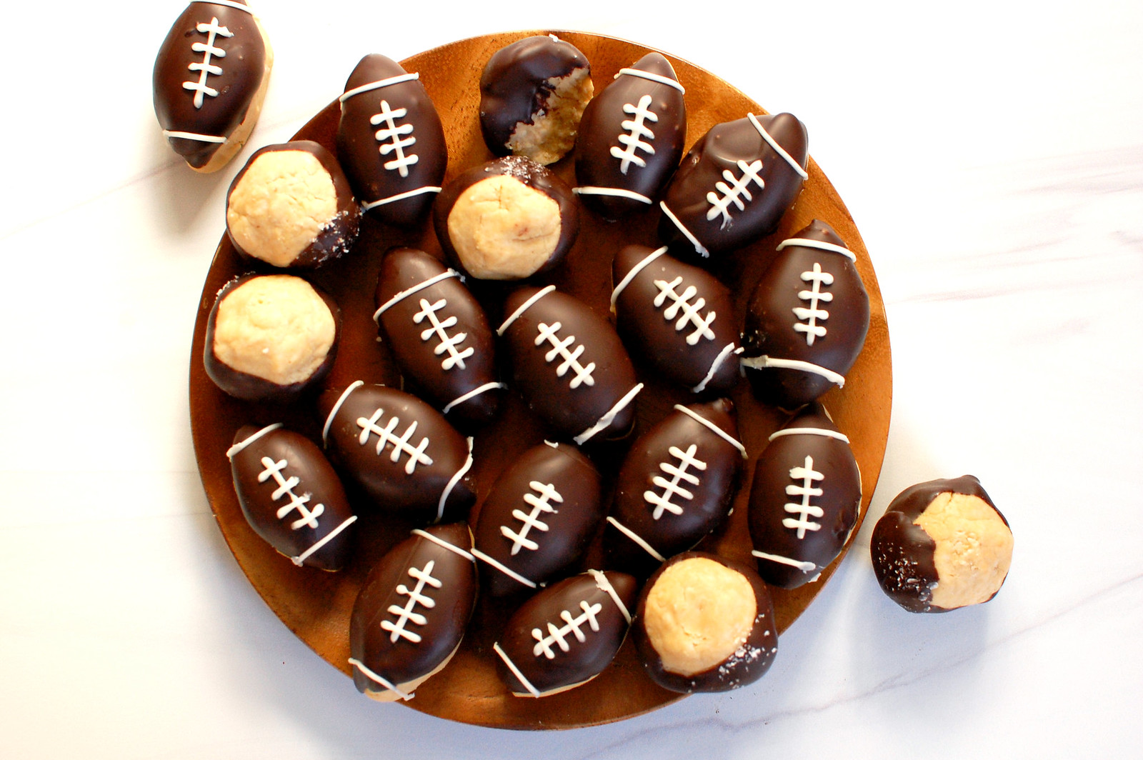 Super Bowl Dessert: Chocolate Football Buckeyes