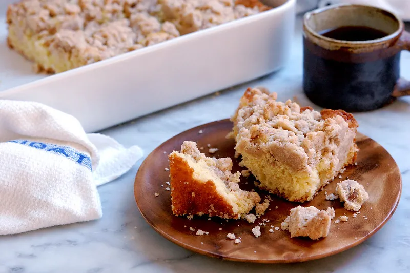 Sour Cream Coffee Cake (Crumb Coffee Cake)