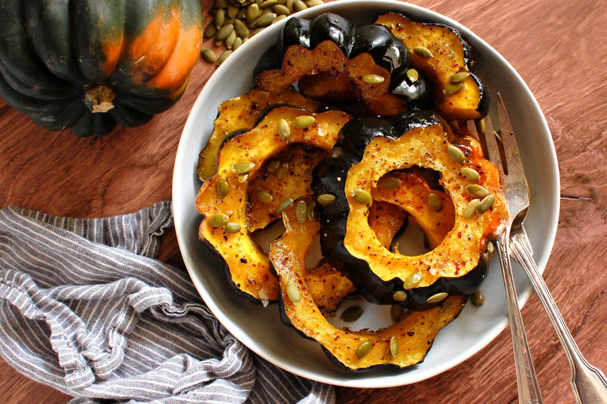 roasted acorn squash recipe easy.