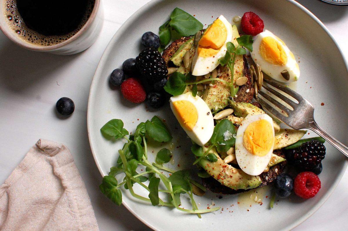How to Make the Best Gourmet Avocado Toast With Egg: Easy Breakfast Recipe
