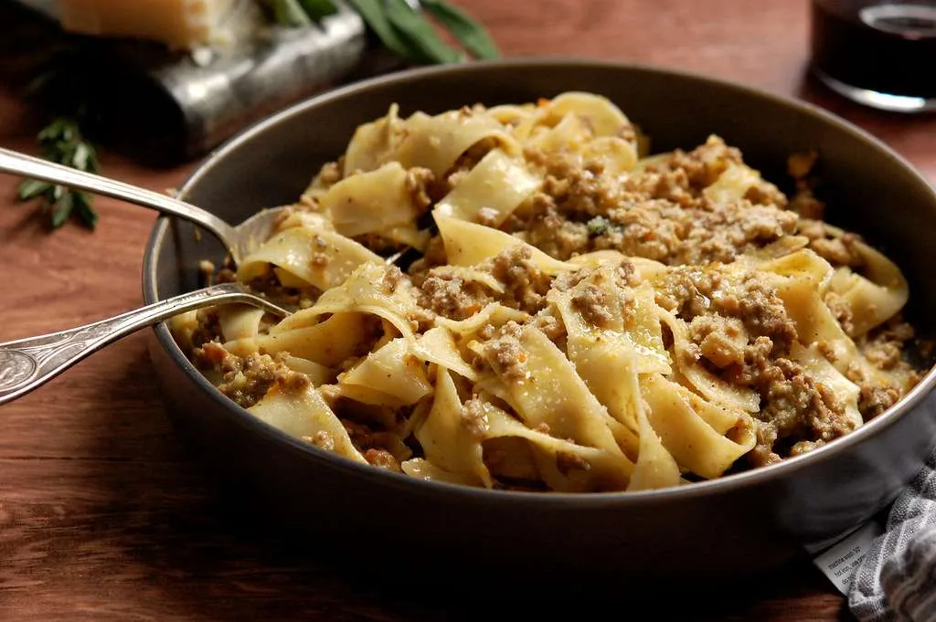 Ragù Bianco Recipe: White Bolognese Pasta | Unpeeled Journal