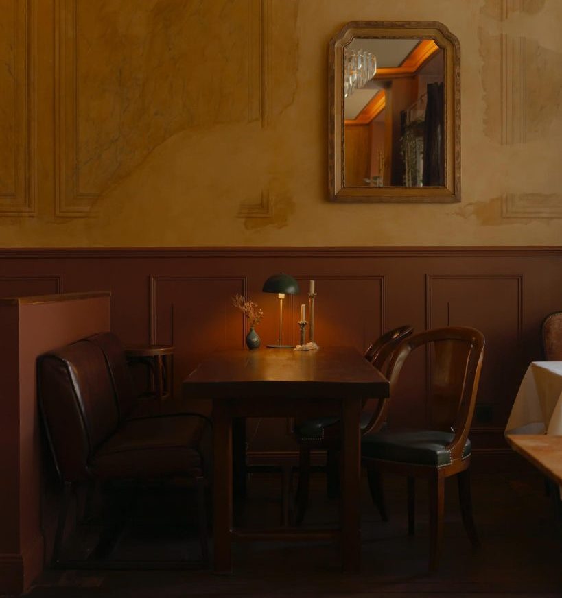 Petrelle restaurant interior Paris, France