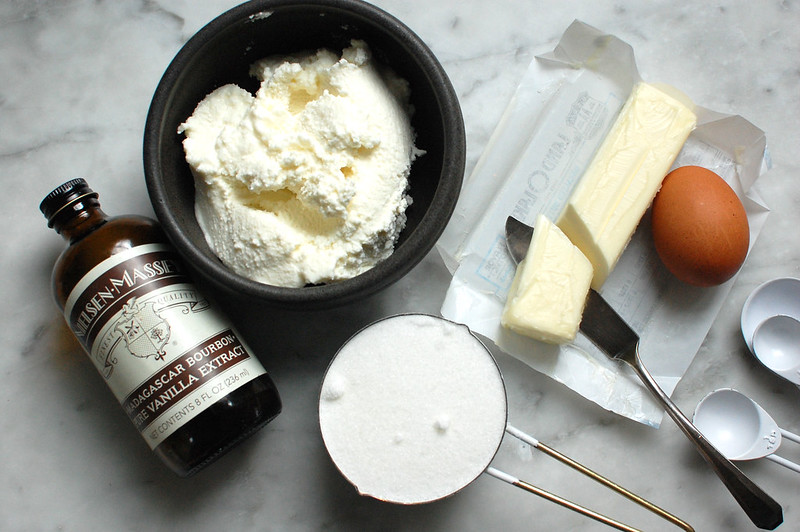 ricotta cookie ingredients of ricotta cheese, sugar, butter, egg, and vanilla