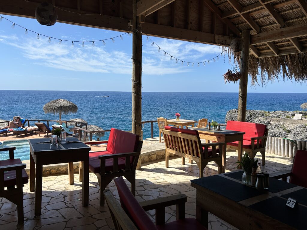 Tensing Pen outdoor restaurant seating overlooking the ocean