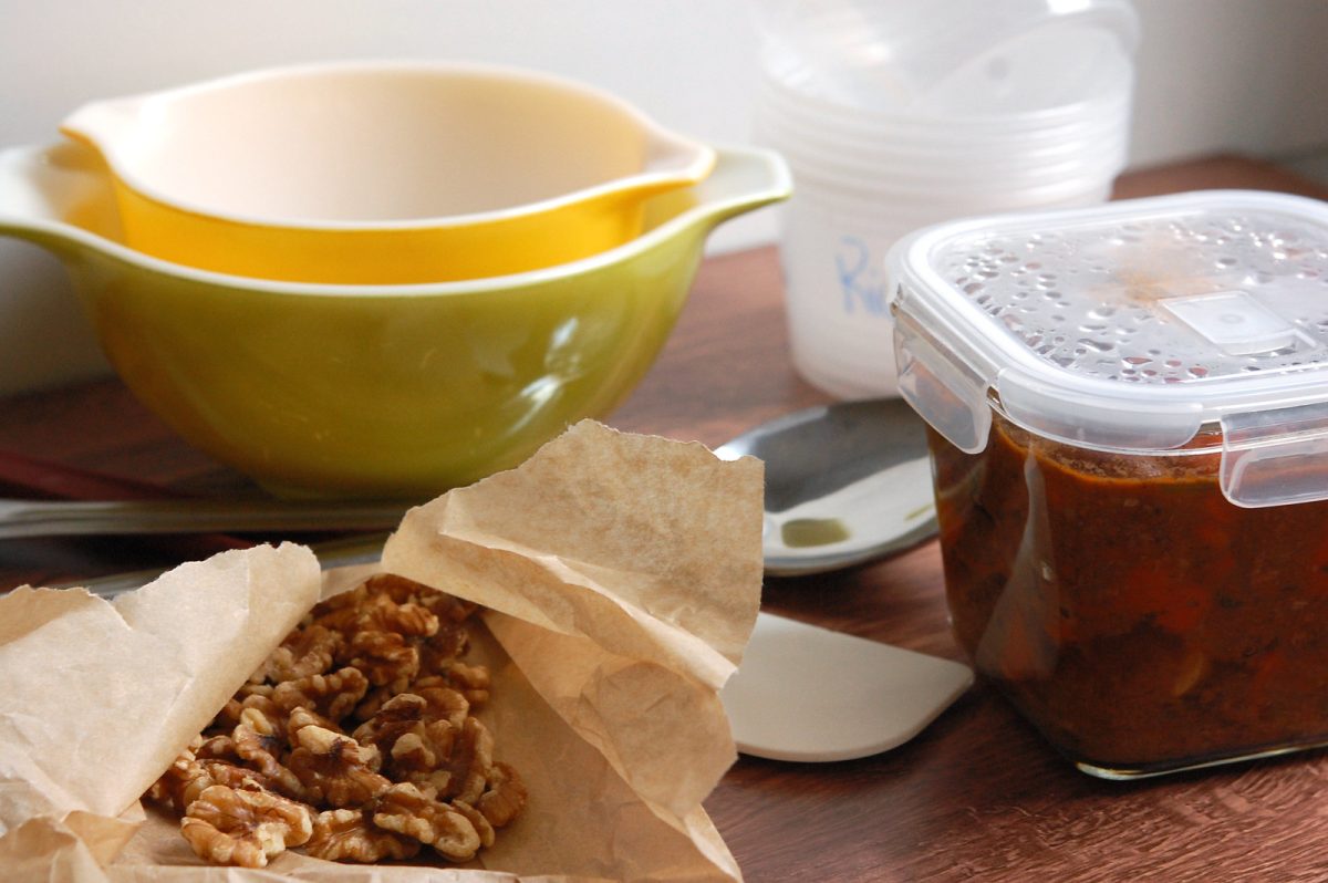 how to reduce plastic in your home kitchen